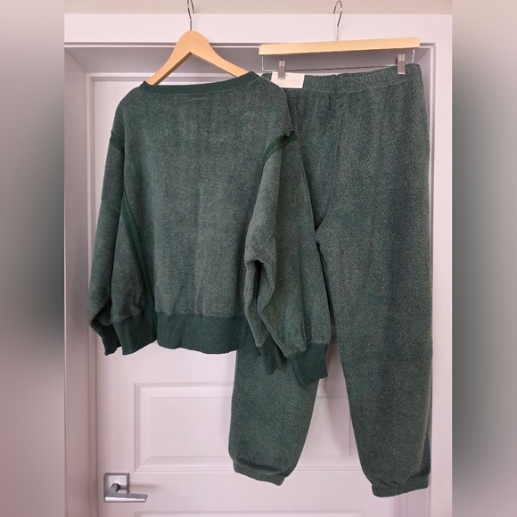 NWT American Eagle Outfitters Green Seriously Huggable Lounge Set - Picture 2 of 12